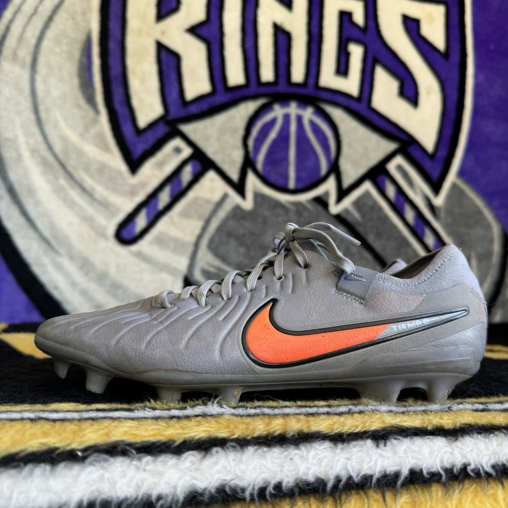Size 8.5 - Nike Tiempo Legend 10 PRO FG Soccer Cleats Scary Good DV4333-402
